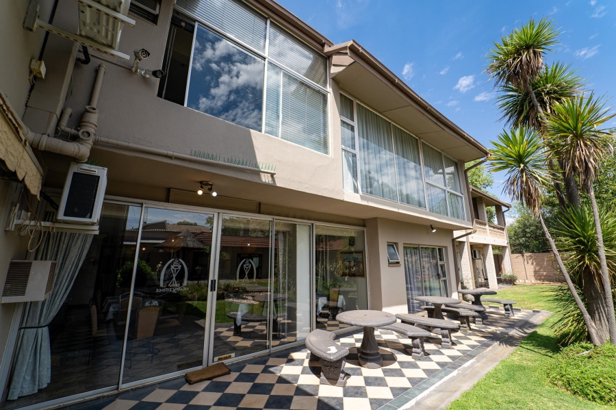 19 Bedroom Property for Sale in Universitas Free State